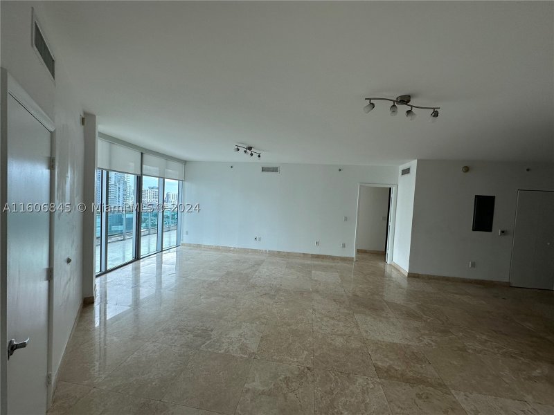 Comprar apartamento en Wind by Neo 2302