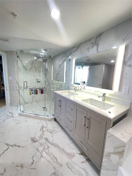 Alquiler de apartamento en La Perla 1201