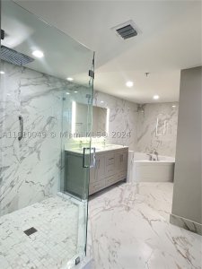 Alquiler de apartamento en La Perla 1201