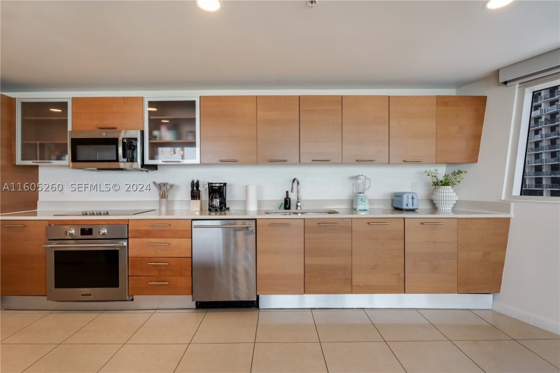 Apartment for rent at Midtown Midblock 715