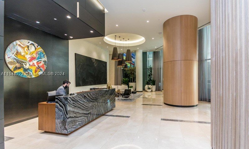 Comprar apartamento en Brickell Heights East 1005