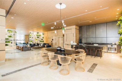 Comprar apartamento en Brickell Heights East 1005