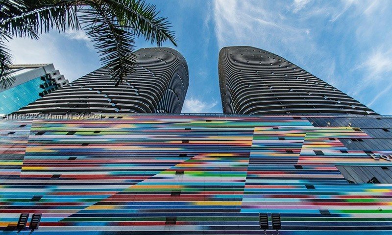 Comprar apartamento en Brickell Heights East 1005