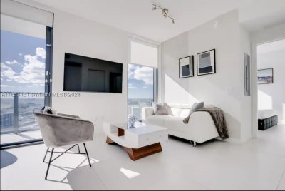 Paraiso Bayviews Apt #3709