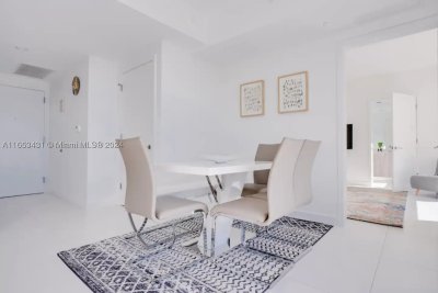 Aluguel de apartamento no Paraiso Bayviews 3709