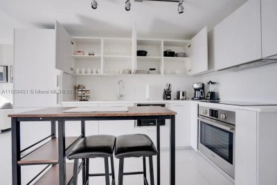 Aluguel de apartamento no Paraiso Bayviews 3709
