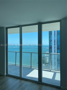 Comprar apartamento no Mark on Brickell 3205