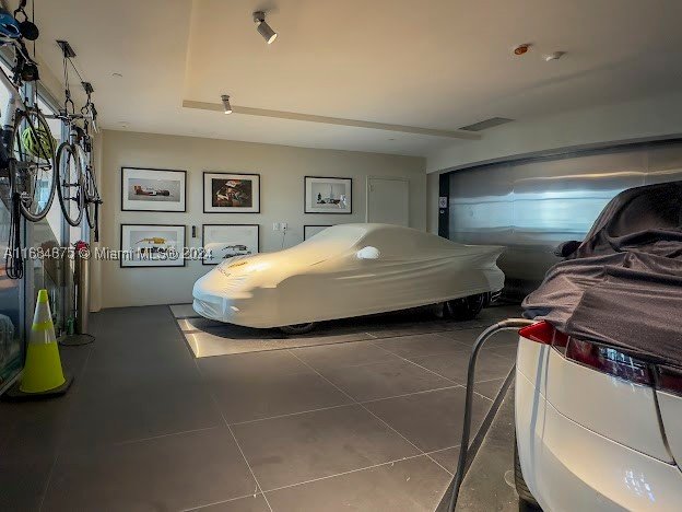 Aluguel de apartamento no Porsche Design Tower 5203
