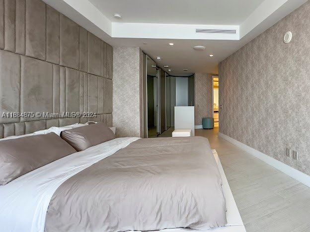 Aluguel de apartamento no Porsche Design Tower 5203