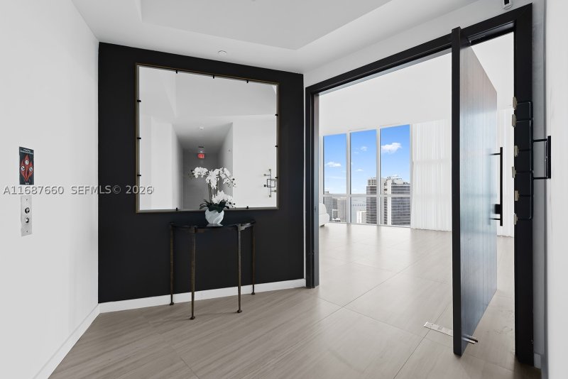 Condo for sale at Paramount Miami WorldCenter PH 5700