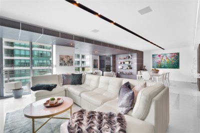 Comprar apartamento en Diplomat Residences 2104