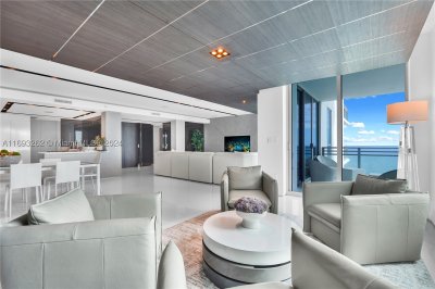Comprar apartamento en Diplomat Residences 2104
