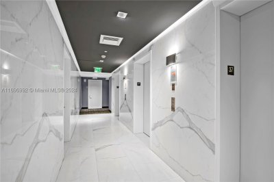 Comprar apartamento en Dua Miami - SLS Brickell Condo 3704