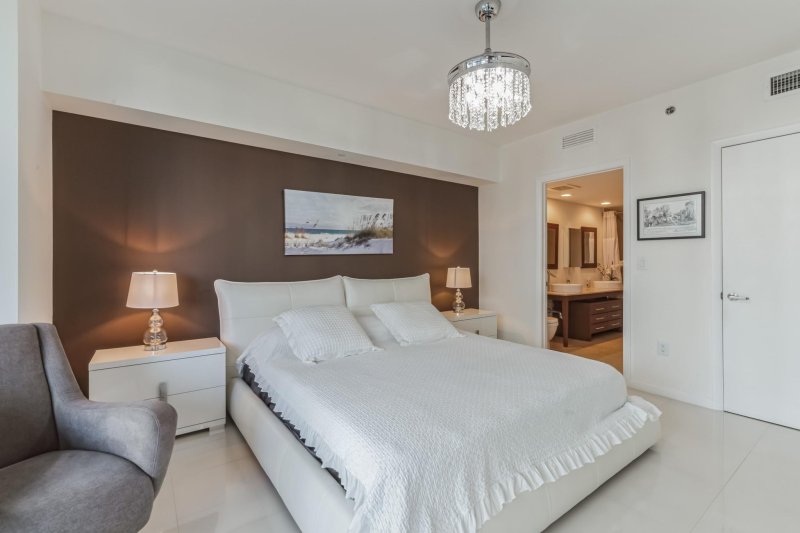 Apartment for rent at Icon Brickell Tower I 512