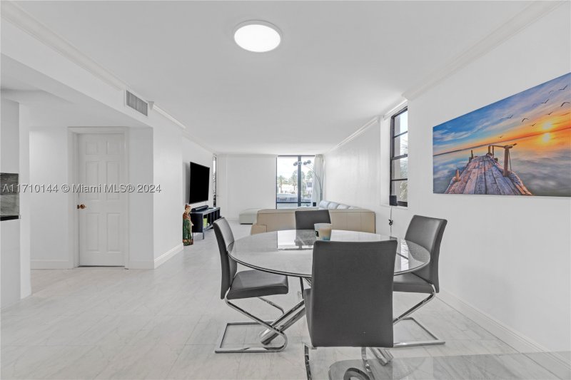 Condo for sale at Allington Towers 2F