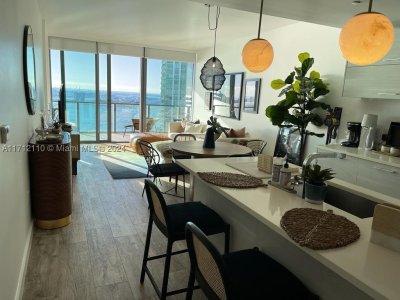 Comprar apartamento no Paraiso Bay Miami 3606