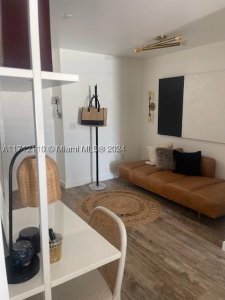 Comprar apartamento no Paraiso Bay Miami 3606