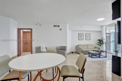 Alquiler de apartamento en La Perla 2405