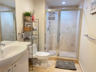 Alquiler de apartamento en Beach Club Two 1905