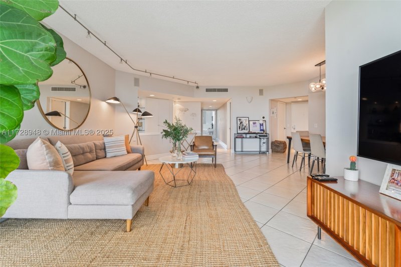 Comprar apartamento en North Tower at The Point 805