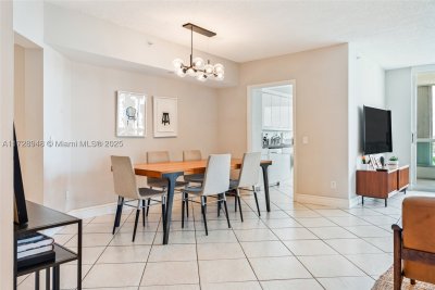 Comprar apartamento en North Tower at The Point 805