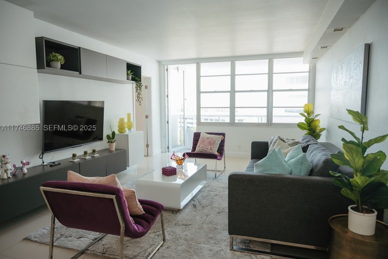 Apartment for rent at Sea Air Towers 1019