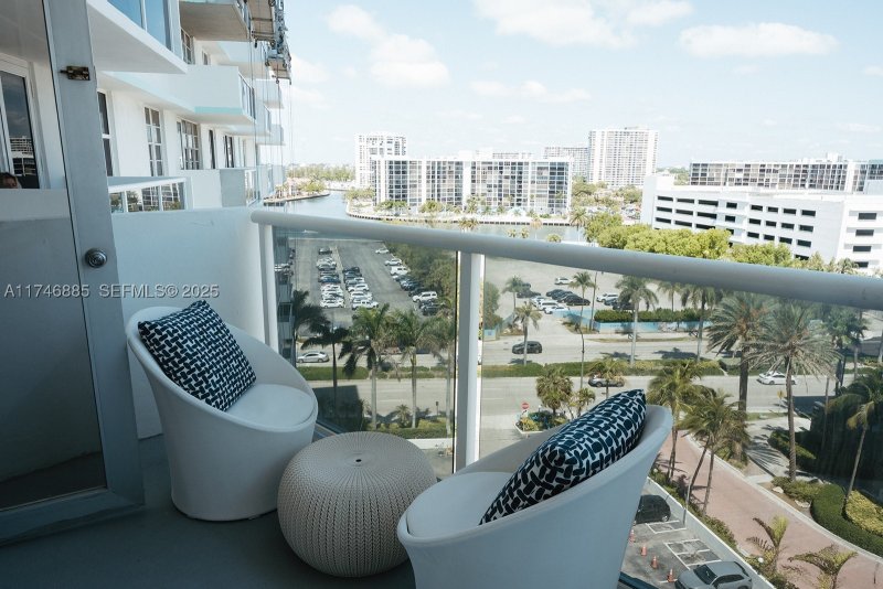Apartment for rent at Sea Air Towers 1019