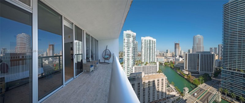 Condo for sale at Icon Brickell Viceroy 2603