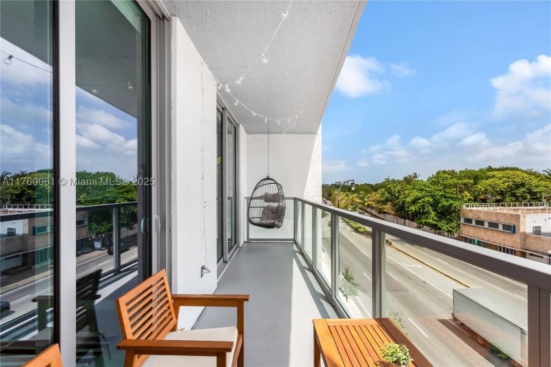 Comprar apartamento no Quadro Miami Design District S-314