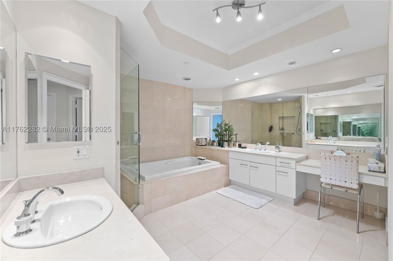 Comprar apartamento en Atlantic Two at The Point 1102