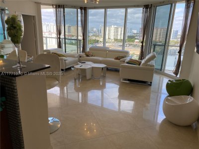 Comprar apartamento no La Perla 1607
