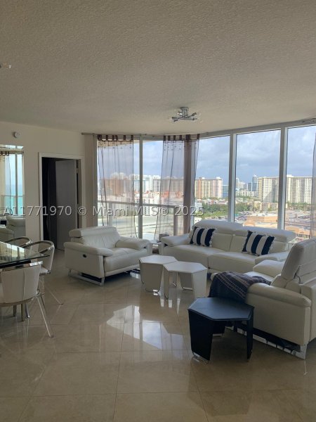 Comprar apartamento no La Perla 1607