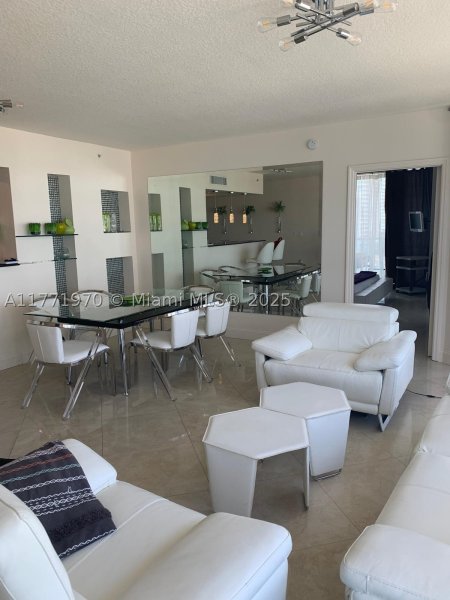 Comprar apartamento no La Perla 1607
