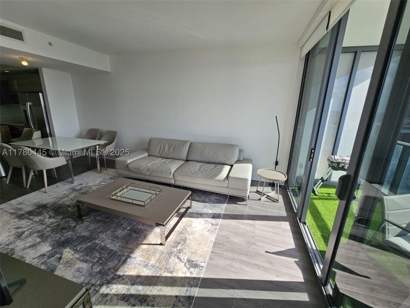 Comprar apartamento en Hyde Midtown 2511