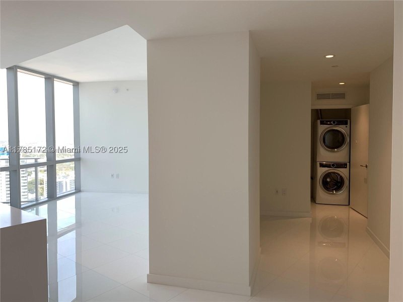 Condo for sale at Paramount Miami WorldCenter 3002