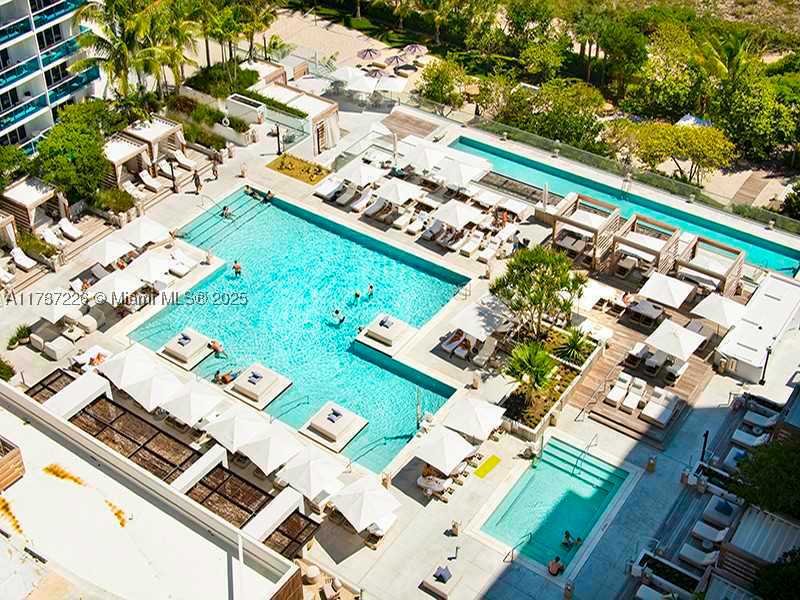 Alquiler de apartamento en Roney Palace 1221