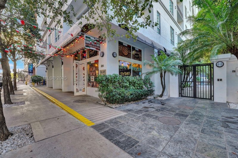 Condo for sale at Loft Downtown I 2202