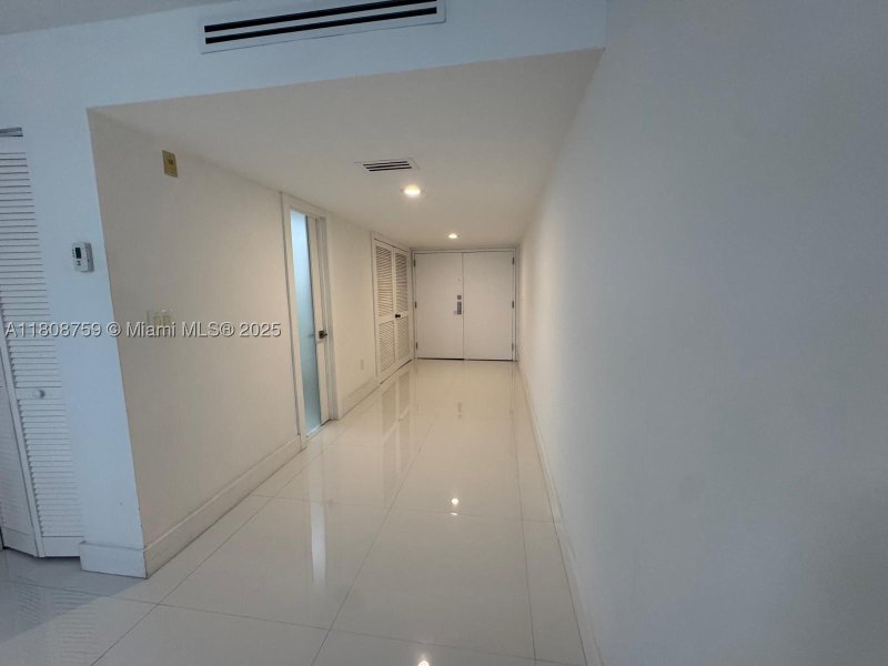 Condo for sale at Mar Del Plata 1001