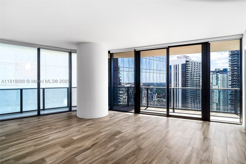 Comprar apartamento en SLS Lux Brickell 3704