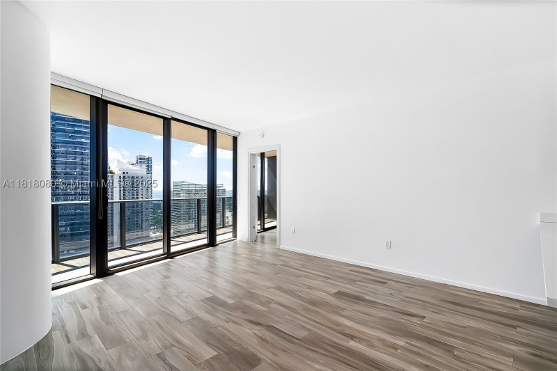 Comprar apartamento en SLS Lux Brickell 3704