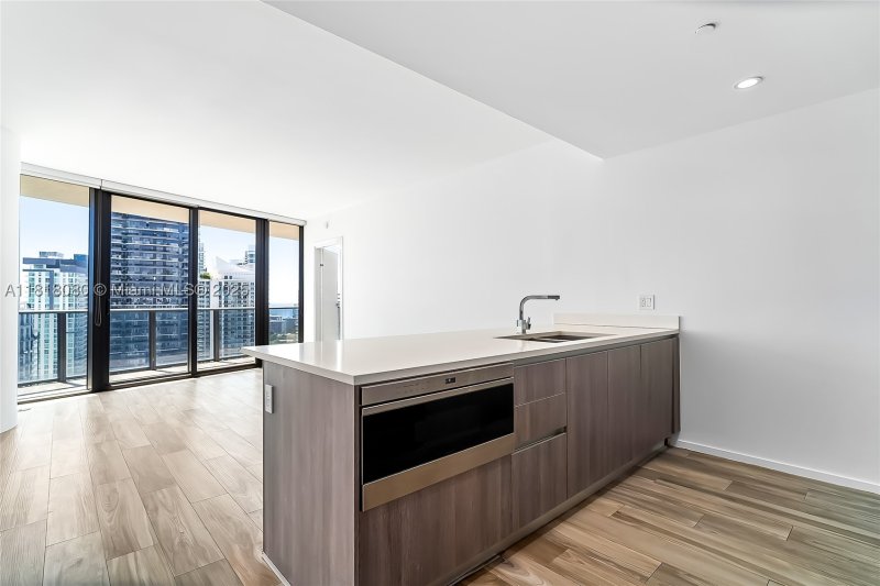 Comprar apartamento en SLS Lux Brickell 3704