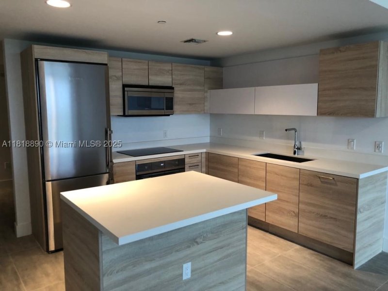 Comprar apartamento en The Harbour 1005