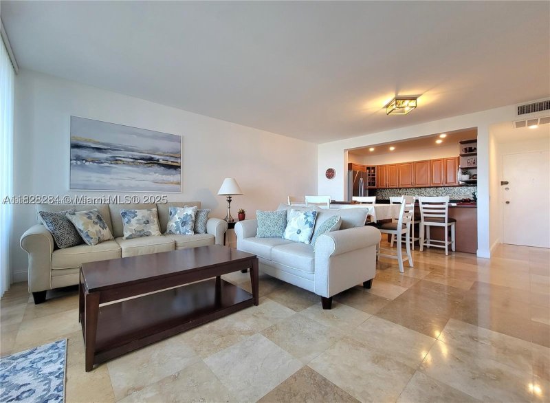 Apartment for rent at Alexander Towers 320
