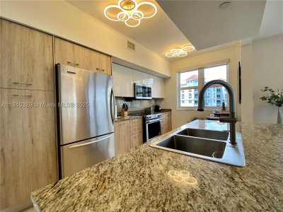Comprar apartamento no Turnberry Village South 1220