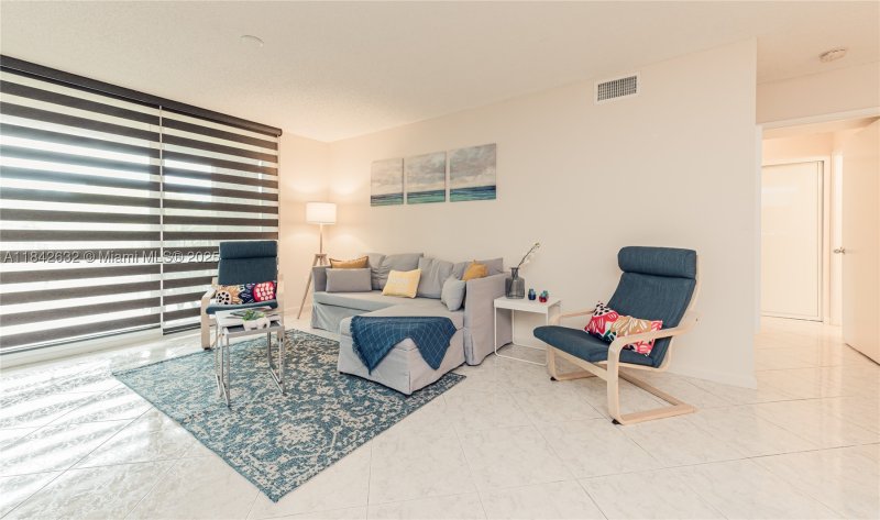 Apartment for rent at The Yacht Club at Aventura 4303
