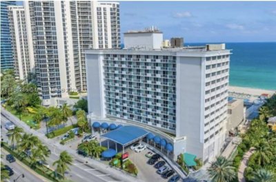 Aventura Beach Club Apt #636