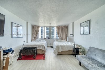 Comprar apartamento no Aventura Beach Club 822