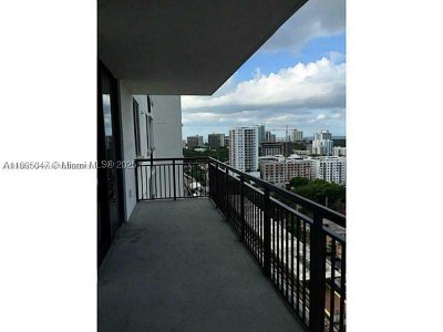 Comprar apartamento no Nine at Mary Brickell Village 1809