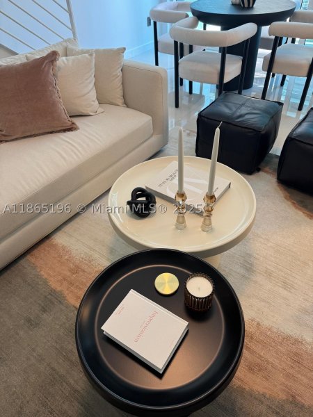 Condo for sale at Infinity on Brickell 1406