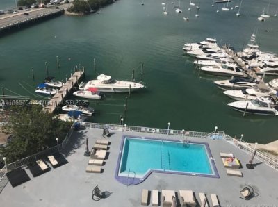 Bayshore Yacht Tennis Club Apt #215